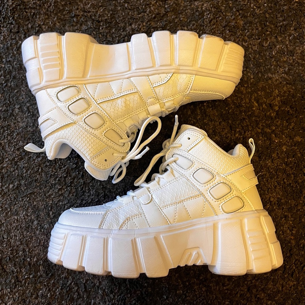 Platform rave combat boots